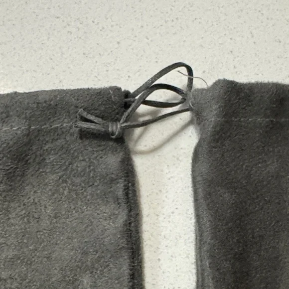 Tom Ford Gray ultra suede dust Bags - Picture 3 of 7